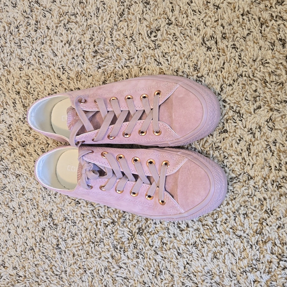 Women's Pink Converse Shoes